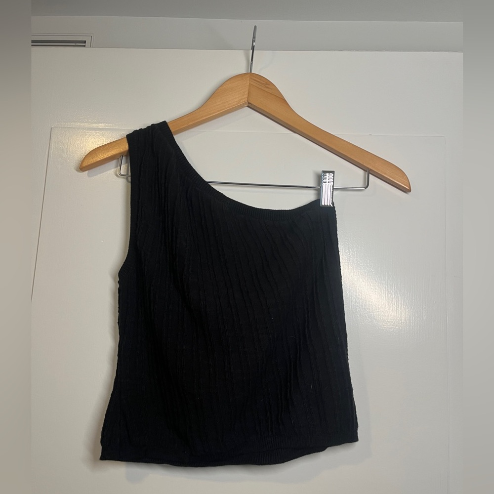 Elegant Black One-Shoulder Top